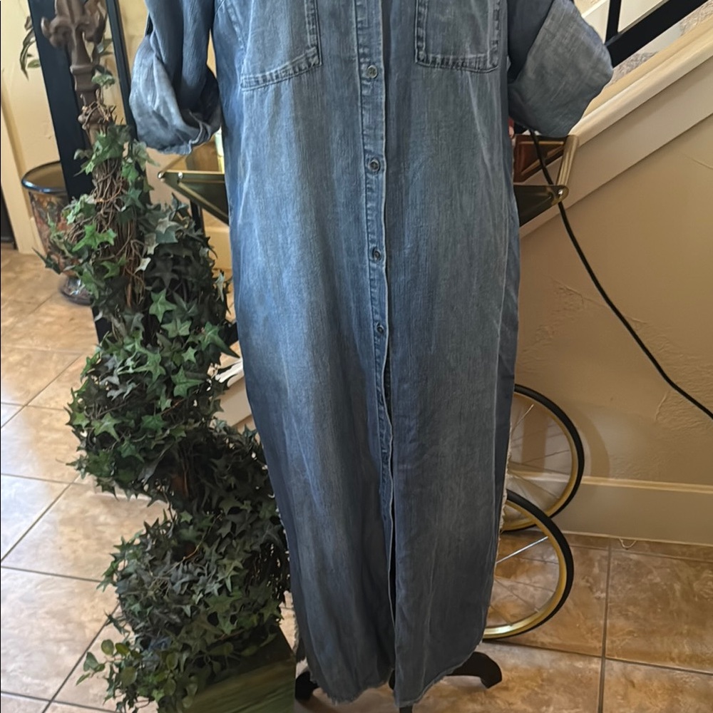 Chelsea & Violet Blue Buttoned Maxi Dress with Cuffed Sleeves - Picture 4 of 6